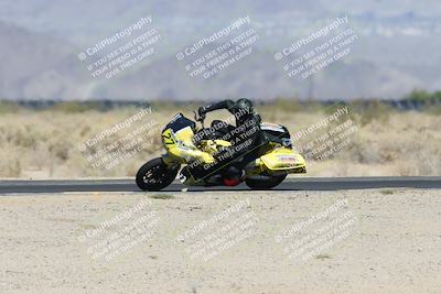 media/Apr-26-2025-BRL Bagger Racing League (Sat) [[9e270f465f]]/3-Super Street Baggers Qualifying/